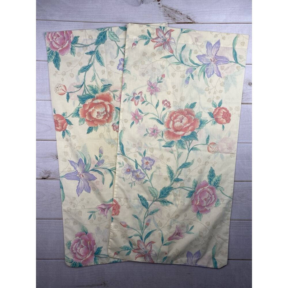 Vtg Lady Pepperell Pillowcases Set of 2 Pastel Yellow Floral King Sz Grandeur